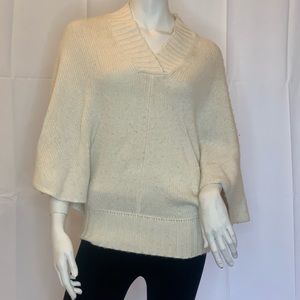 Cream Karoo Mark Eisen v-neck sweater